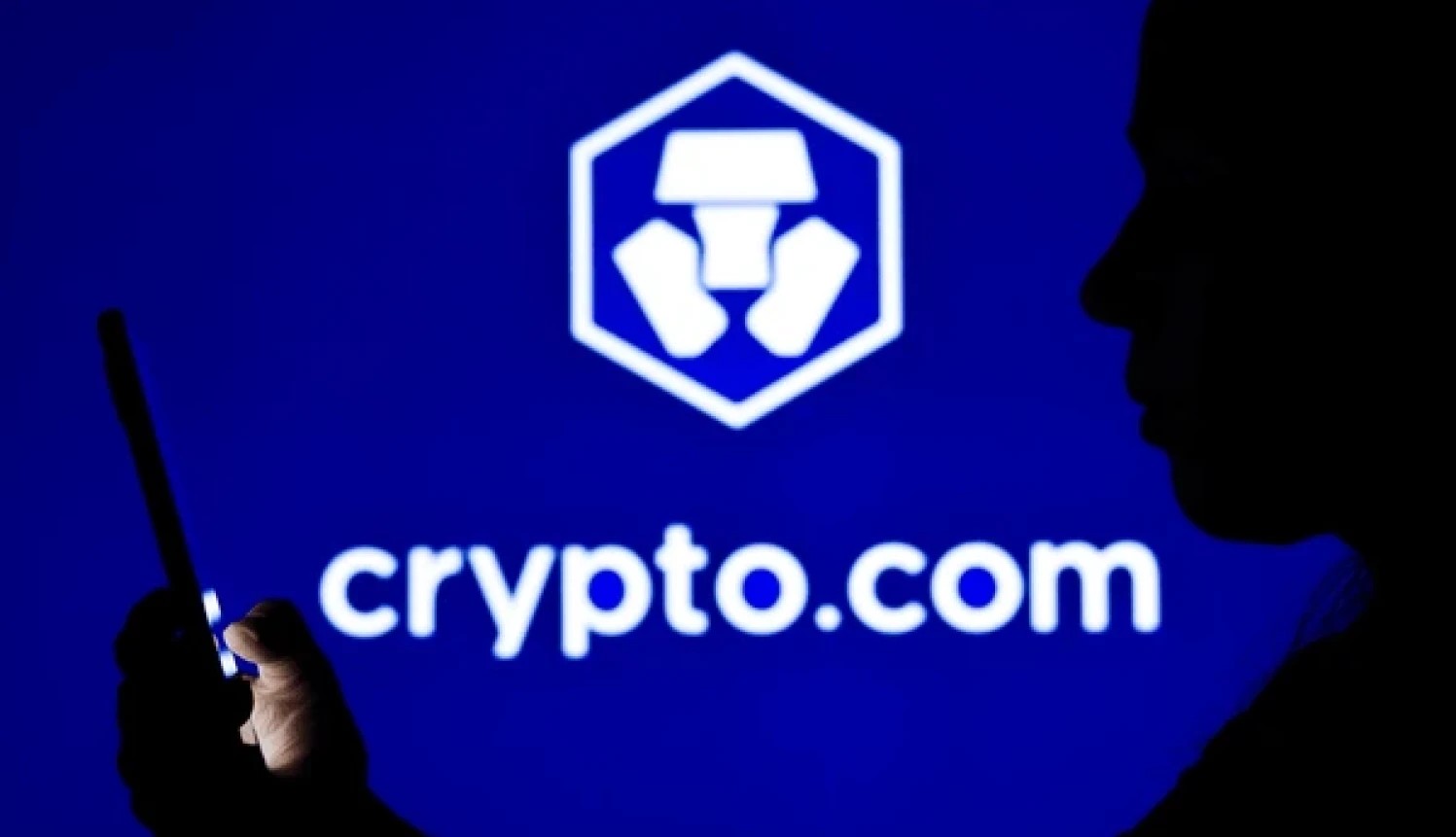 Crypto com logo