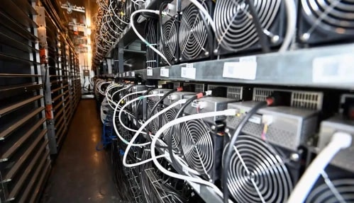 U.S. Bitcoin Miners Hit $22.8B Cap with AI Expansion