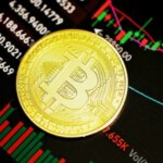 Bitcoin Stedies Above $60k