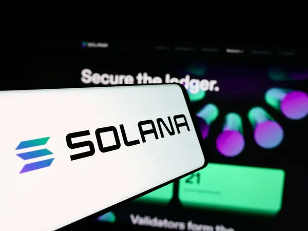 Analyzing Solana's Price Momentum